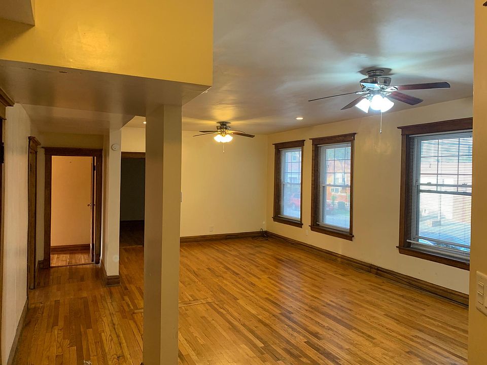 1st image of 2216 S Washtenaw Ave #1