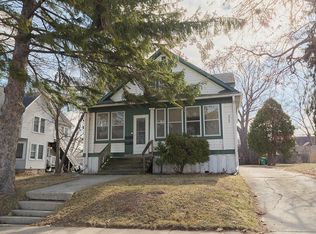 525 S Quincy St, Green Bay, WI 54301