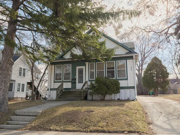 525 S Quincy St, Green Bay, WI 54301