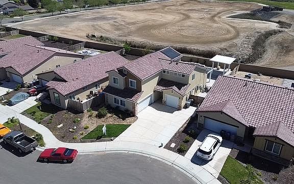 4th image of 824 Marybelle Ct