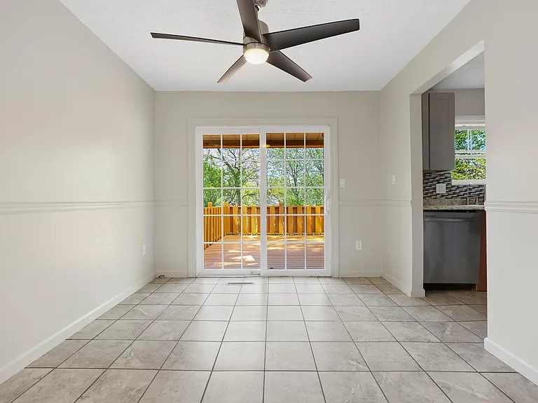 5175 Threshing Ct — Photo 4