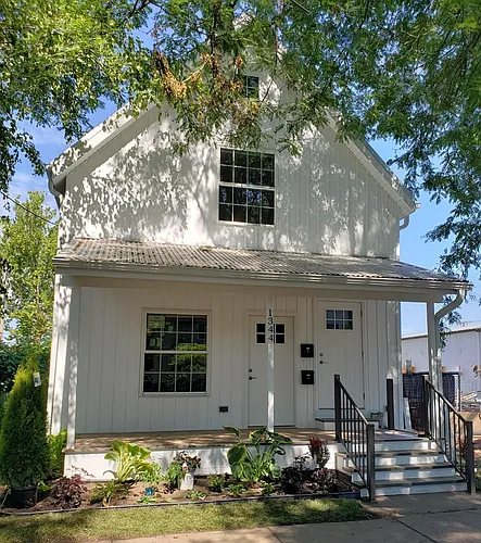 1344 E Wilson St #2 Photo 1