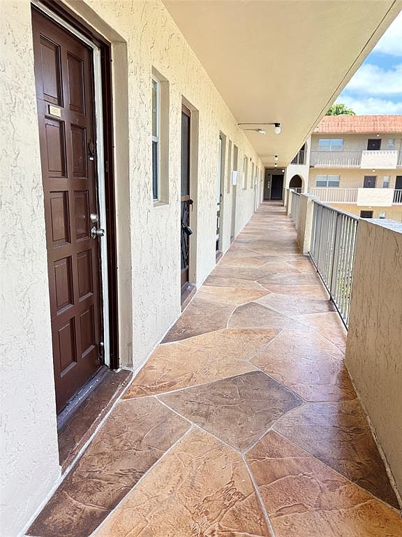 6300 S Falls Cir Dr #313