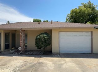 1945 E Vassar Dr #1945, Visalia, CA 93292