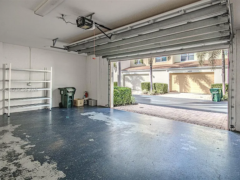 1430 NW 48th Dr — Photo 28
