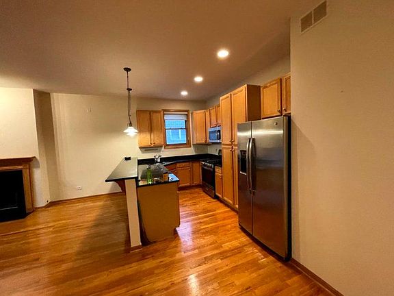 5th image of 1219 N Noble St #1N