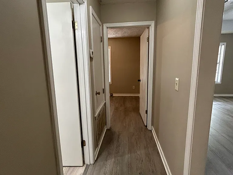 125 Oakwood Dr — Photo 8