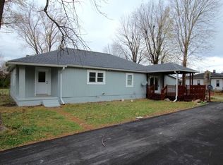 8249 Lake Rd, Indianapolis, IN 46217