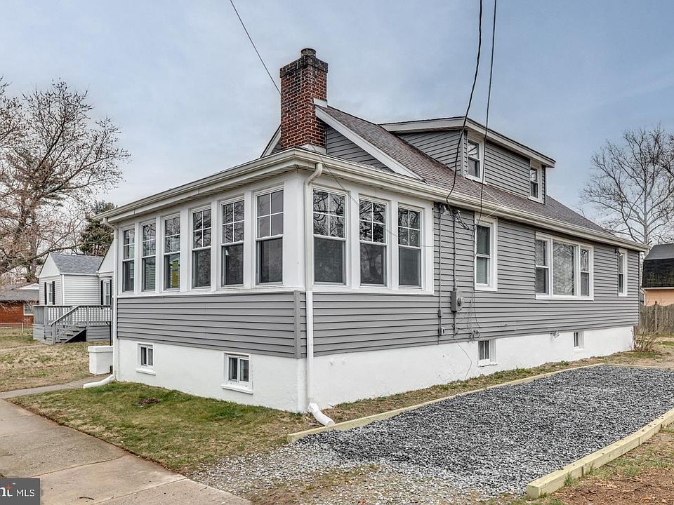 1st image of 8314 Orchard Ave