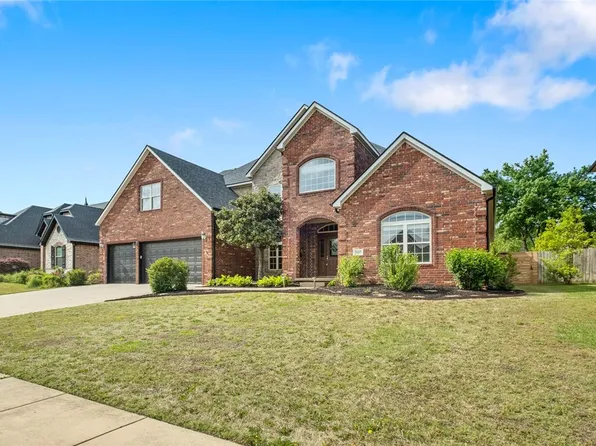 3907 NE Cadbury Ave, Bentonville, AR 72712