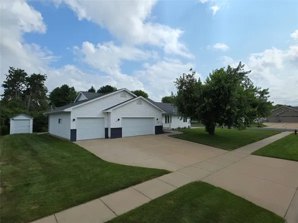 4508 Springfield Drive, Eau Claire, WI 54701