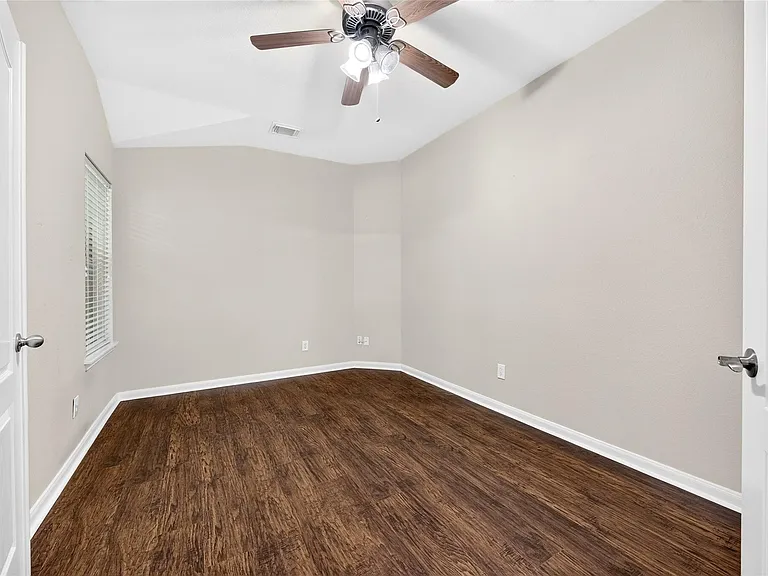 18211 Doral Rock Ct — Photo 29