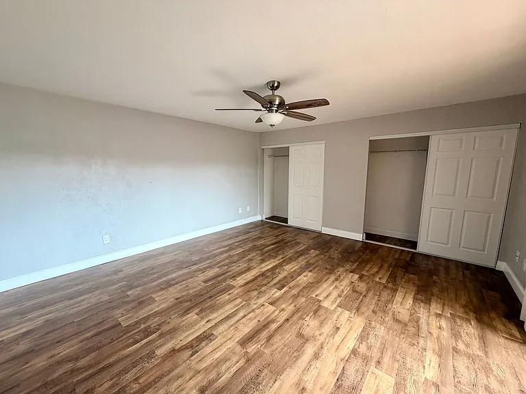 190 Moonstone Ct — Photo 9