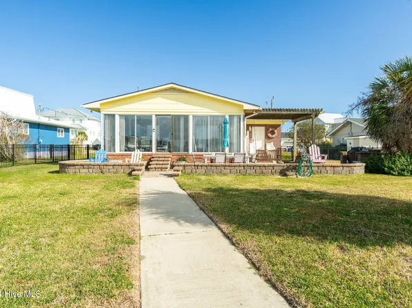 241 Bayview Boulevard, Atlantic Beach, NC 28512