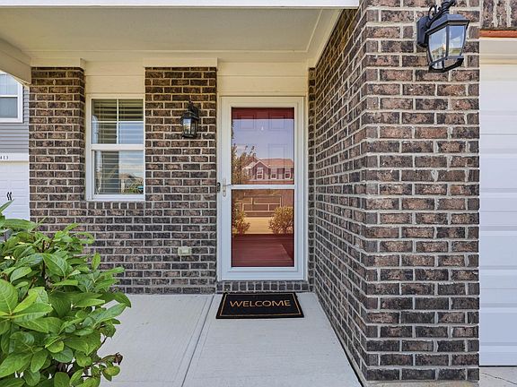 5th image of 407 Nells Way