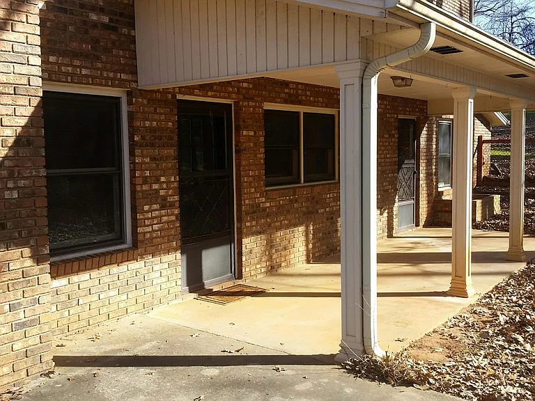 188 Kenimer Cir #B — Photo 12