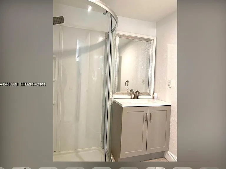 112 Ronald Rd — Photo 14
