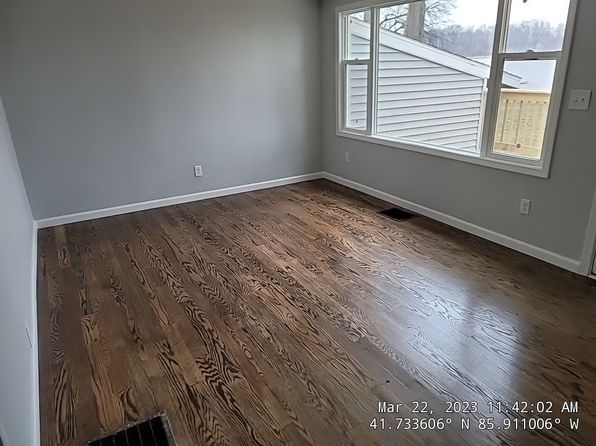23155 Heaton Vis APT 4, Elkhart, IN 46514