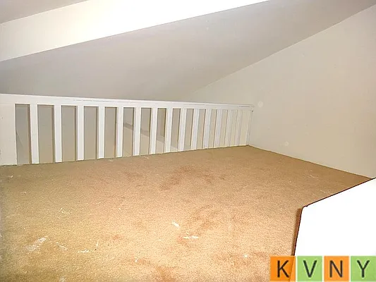 Rented by KVNY Soho | media 5