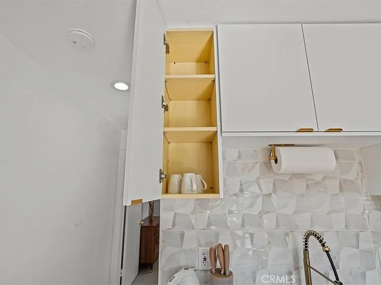 1095 Bonita St #B — Photo 12