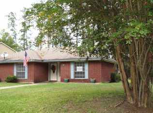 10 Creek Bnd, Trinity, TX 75862