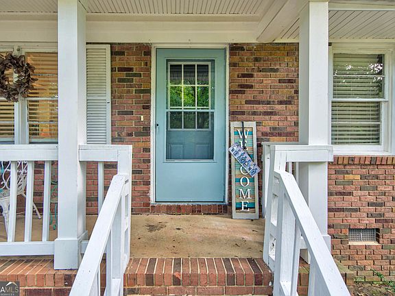 3rd image of 342 Orchard Cir