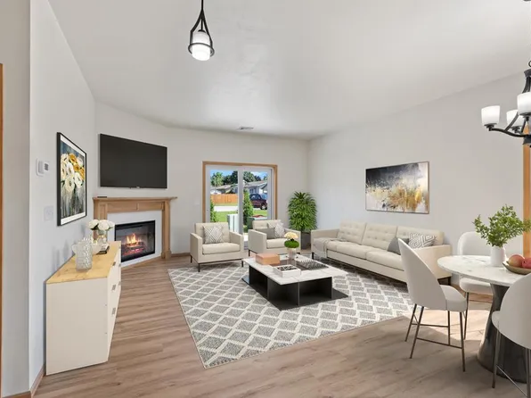 107 N 15th Dr #4, Sturgeon Bay, WI 54235