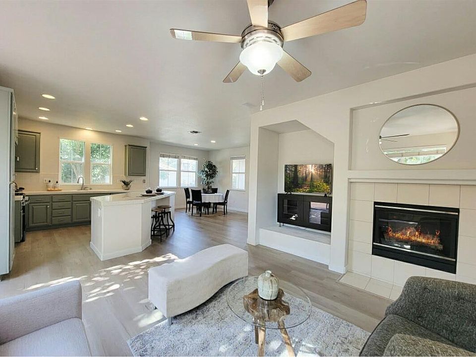 1st image of 491 Anjou Cir