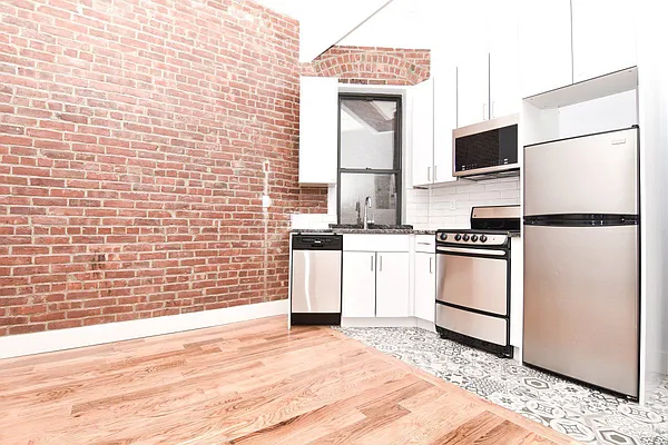 Rented by Bohemia Realty Group | media 1