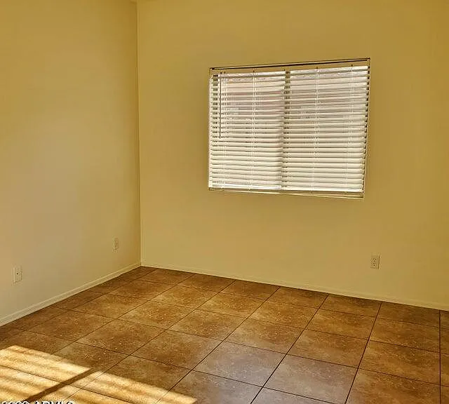 8458 E Edgewood Ave — Photo 2