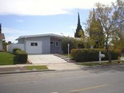1701 Manor Dr, Vista, CA, 92084