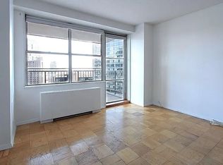 151 Tremont St APT 22B, Boston, MA 02111