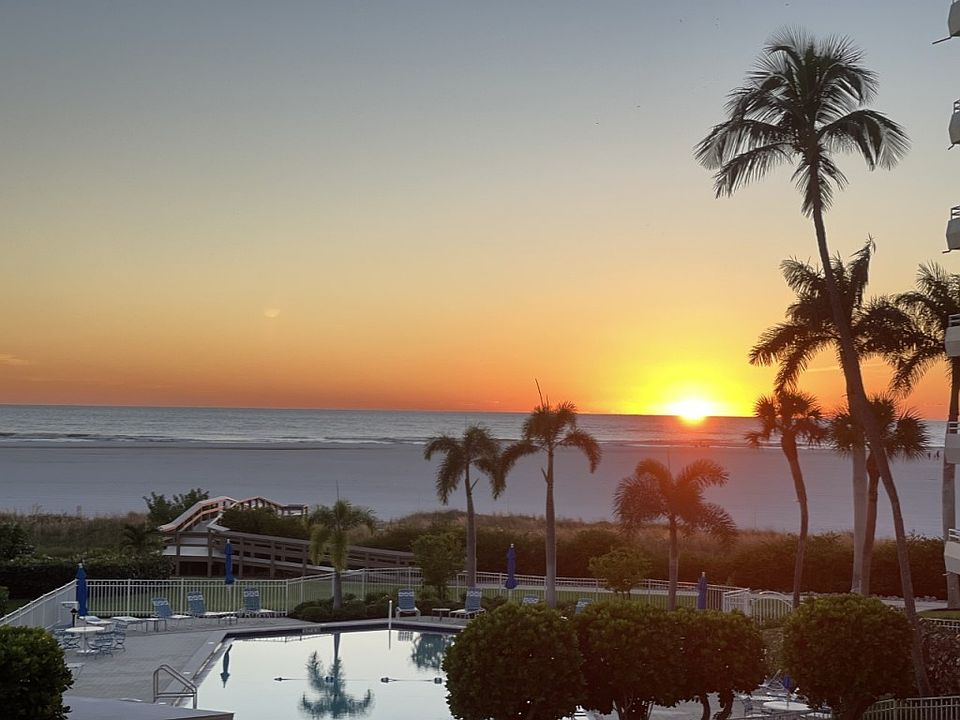 1st image of 240 Seaview Ct APT 316