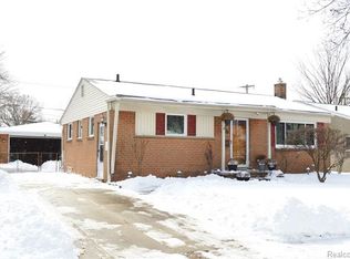 1057 Dreon Dr, Clawson, MI 48017