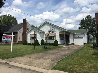 504 Wood St, Ellwood City, PA 16117