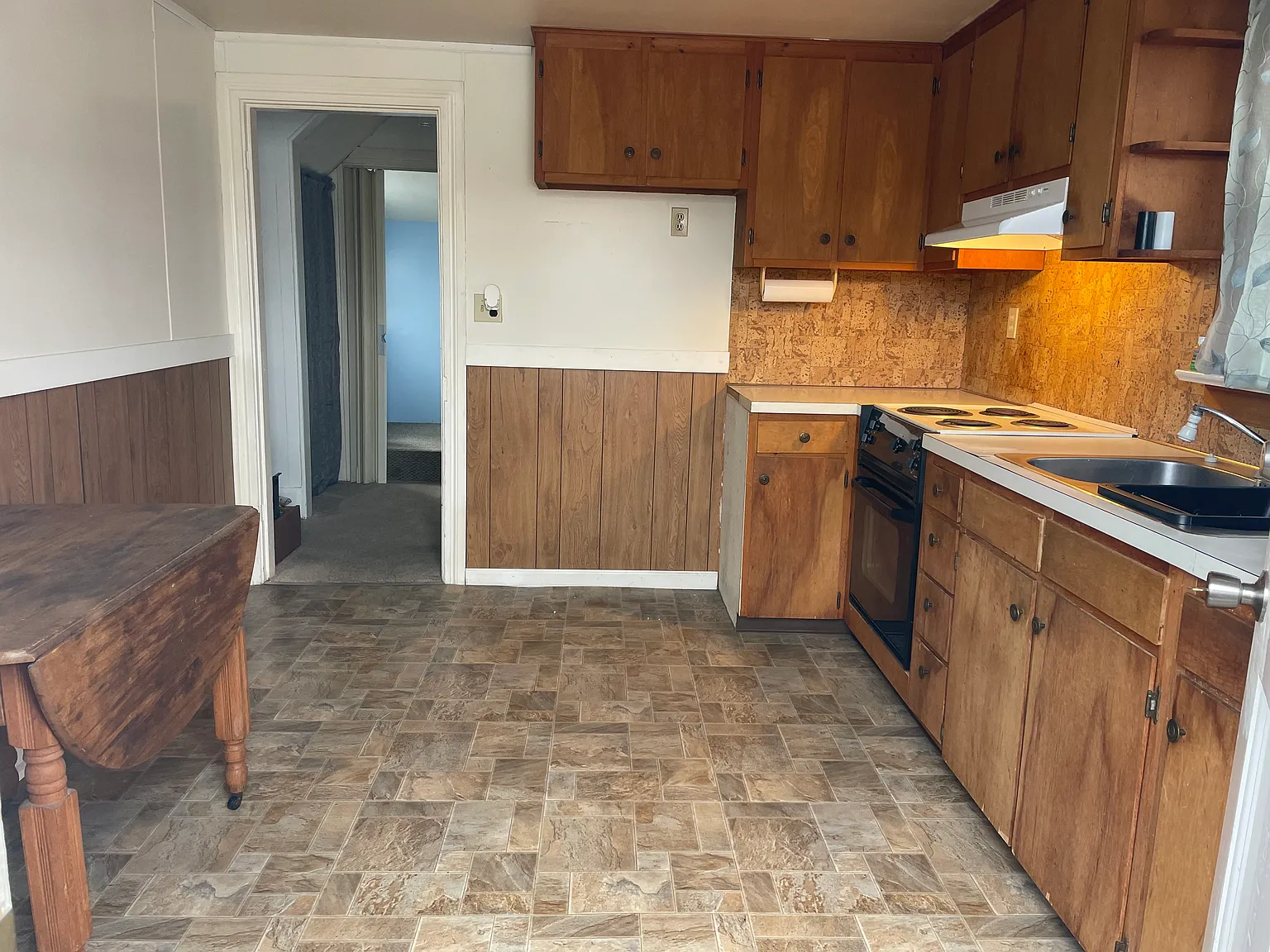1 bed, 600 sqft, $1,200 — Photo 2