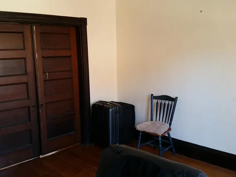 Room 1 to be rented