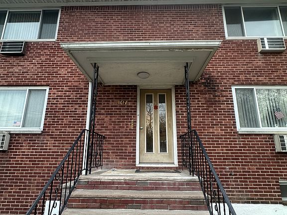 2nd image of 109 Midland Ave #1B