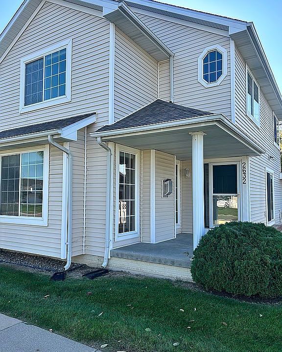 1st image of 2632 NW Heritage Ave
