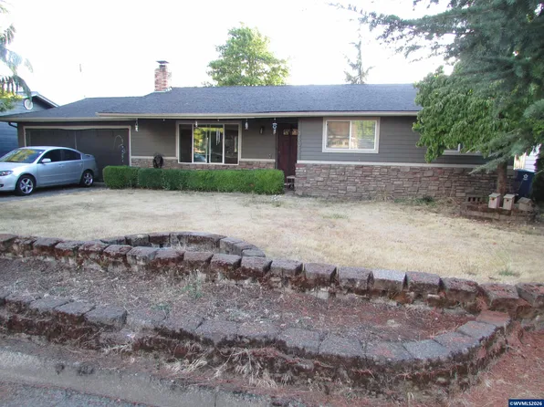 360 Cindy Ln NW, Mount Angel, OR 97362