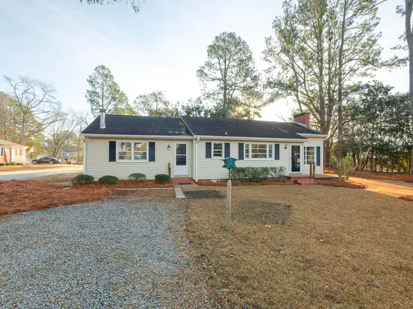 75 Hartwell Cir, Lillington, NC 27546