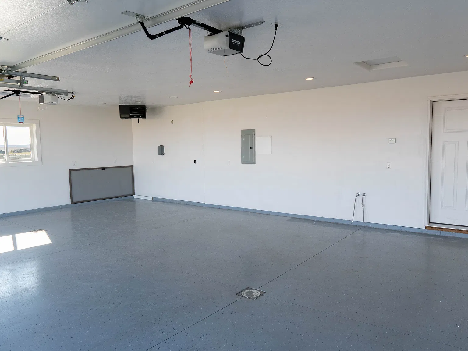 3 bed, 1639 sqft, $2,800 — Photo 2