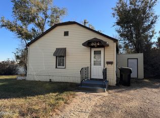 324 2nd St E, Williston, ND 58801