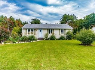 17 Ross Rd, Holyoke, MA 01040