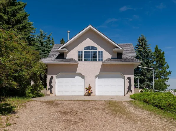 860 41st Ave SW, Edmonton, AB T6X 1A8