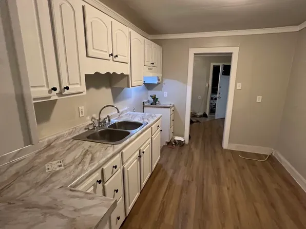 4011 8th Ave, Bessemer, AL 35020
