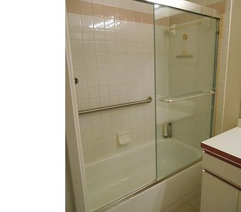4th image of 13150 Whitehaven Ln APT 132