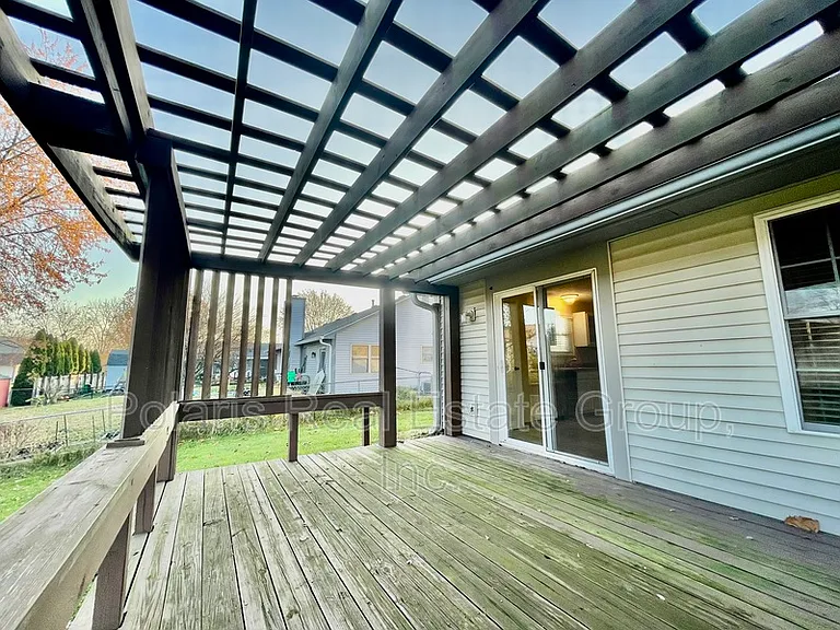 978 Spring Meadow Dr — Photo 27