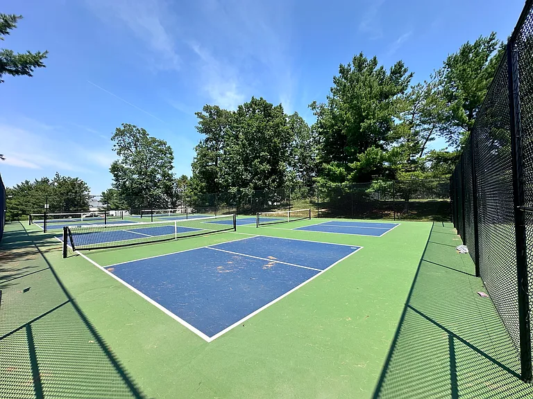 Pickel Ball Courts