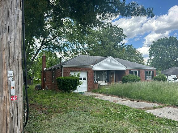 3rd image of 406 Kings Mills Rd